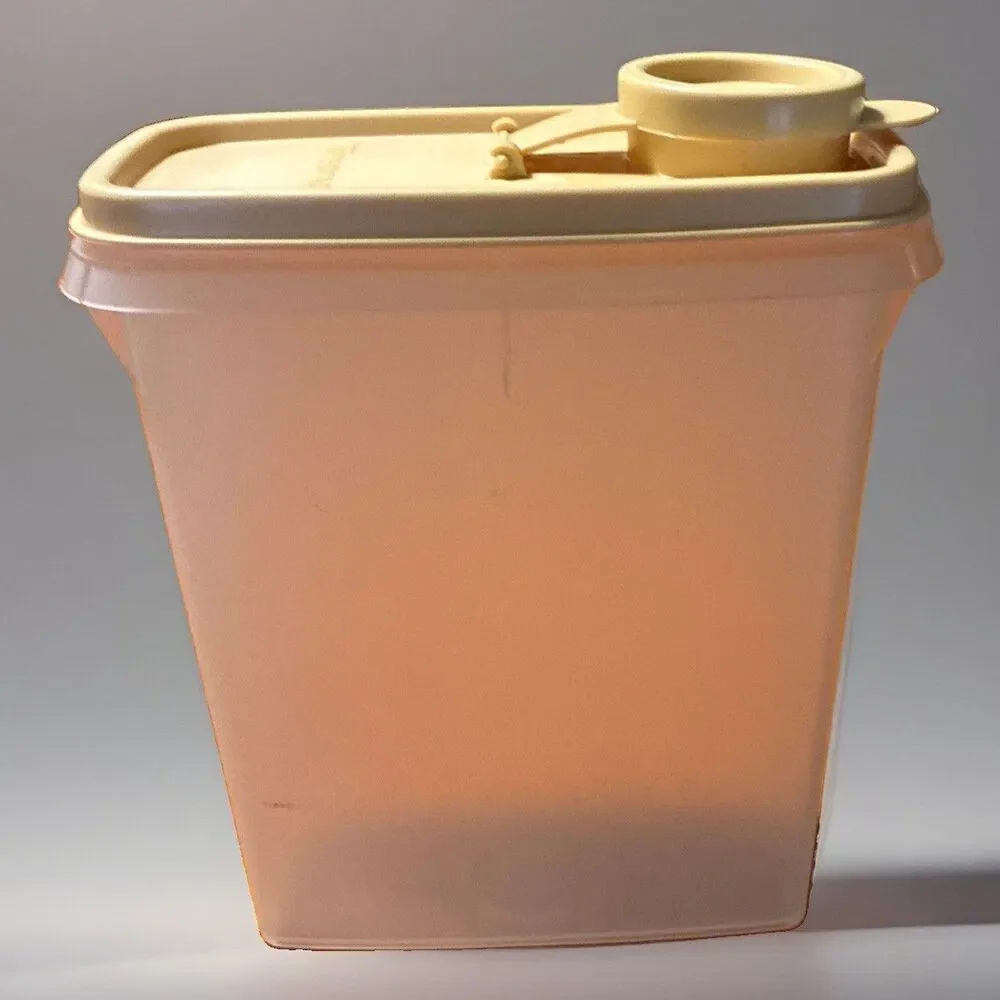Vintage Tupperware #499 Keep Store and Pour Container 6 1/2